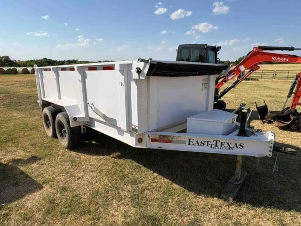 2025 - East Texas - Silver Line 14' Hyd. Dump Trai