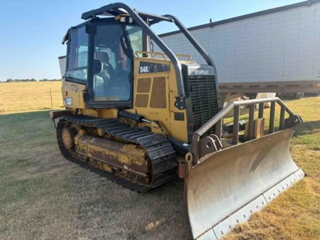 2014 - Caterpilar D4K2 XL Dozer