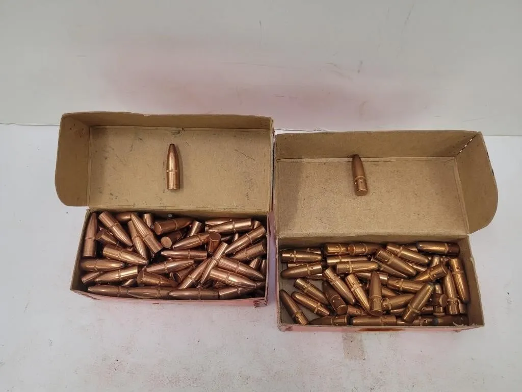 1 Box #3070 30Cal 180gr .308 Spire Point ,
