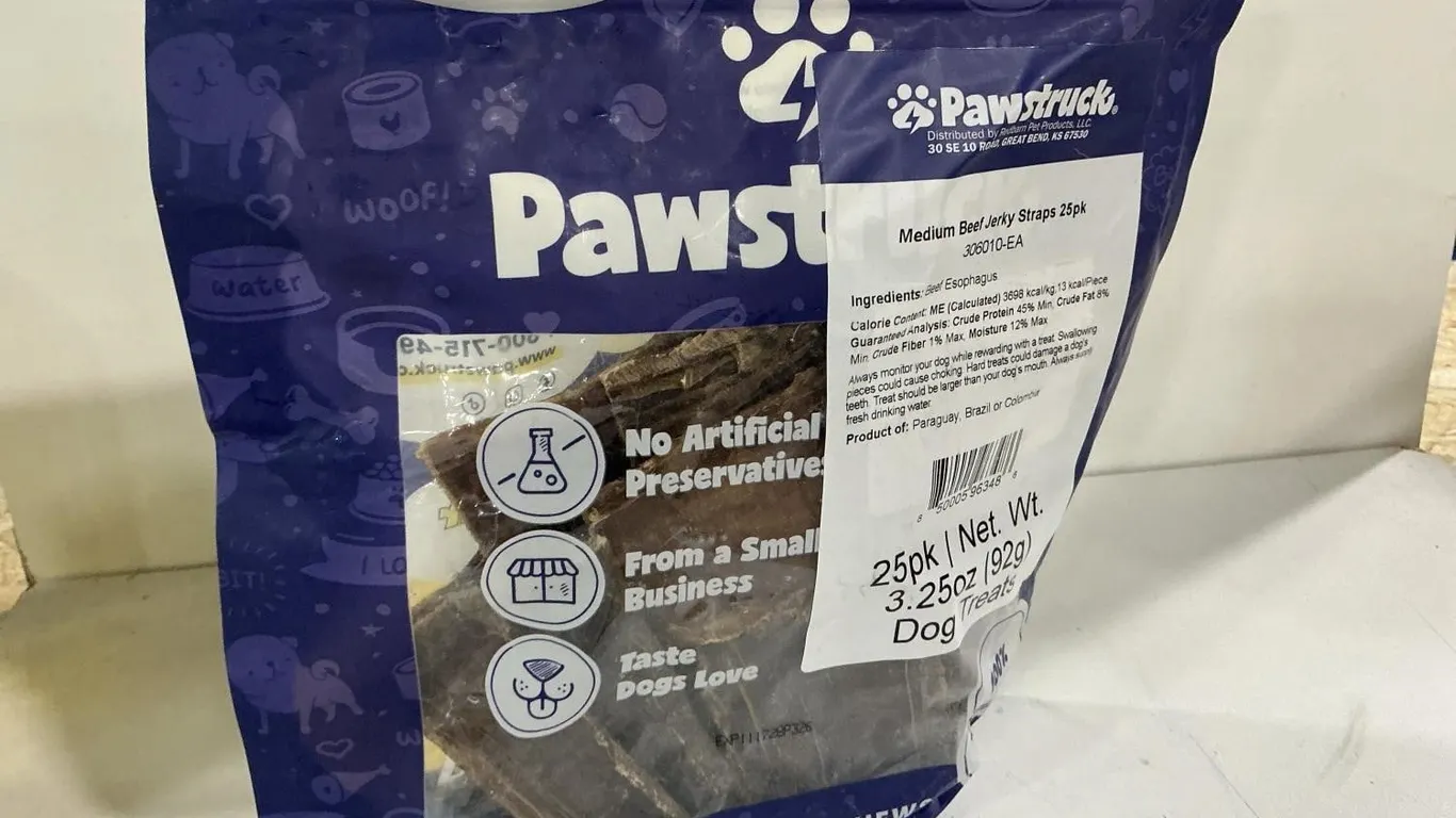 Pawstruck Beef Jerky Dog Treat Chews 25ct