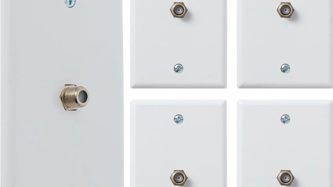 Newhouse Hardware Coax Wall Plate 5pk TVP-WH-05