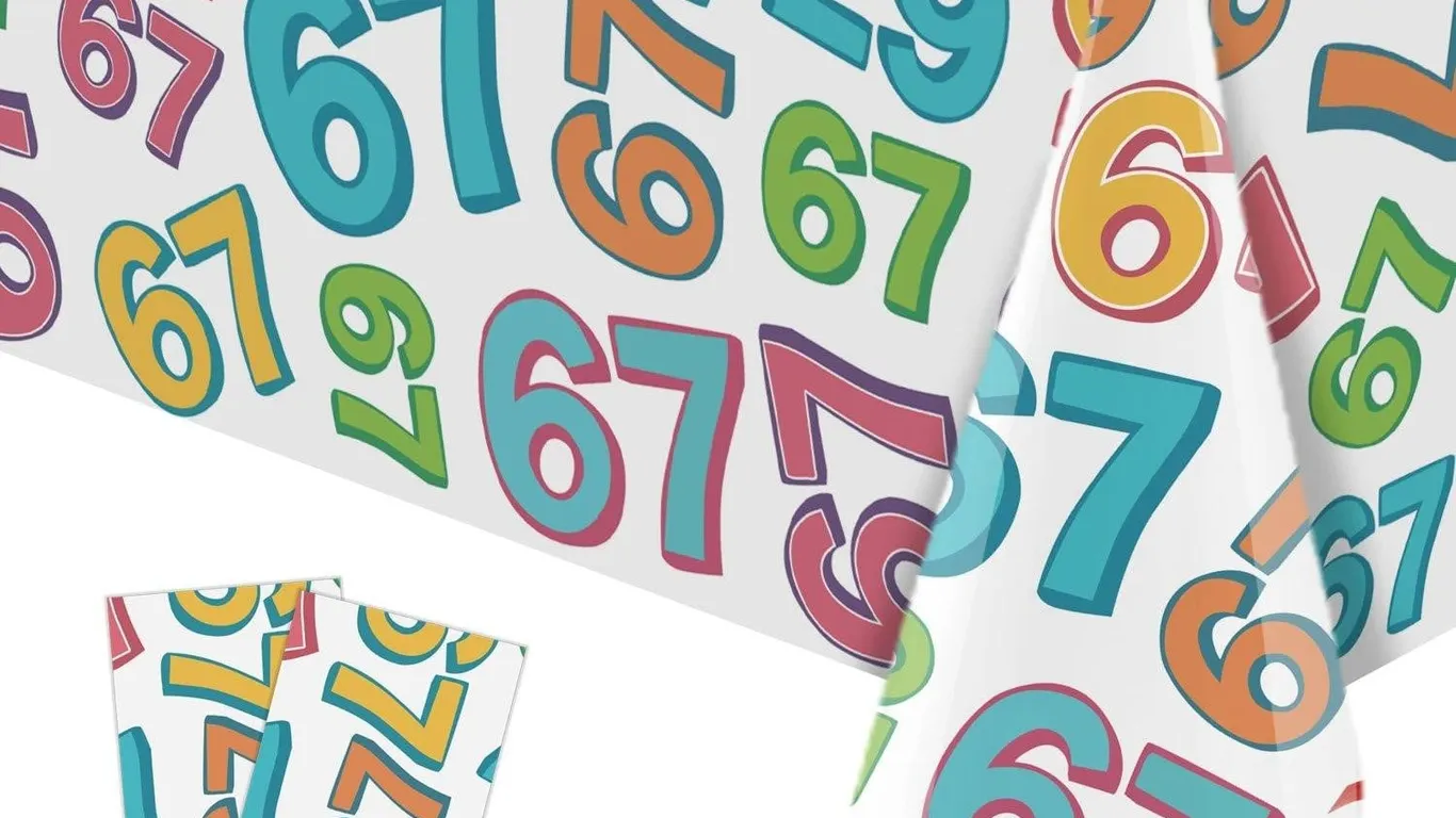 Heyfary Birthday Plastic Tablecloth 108x54 2pk