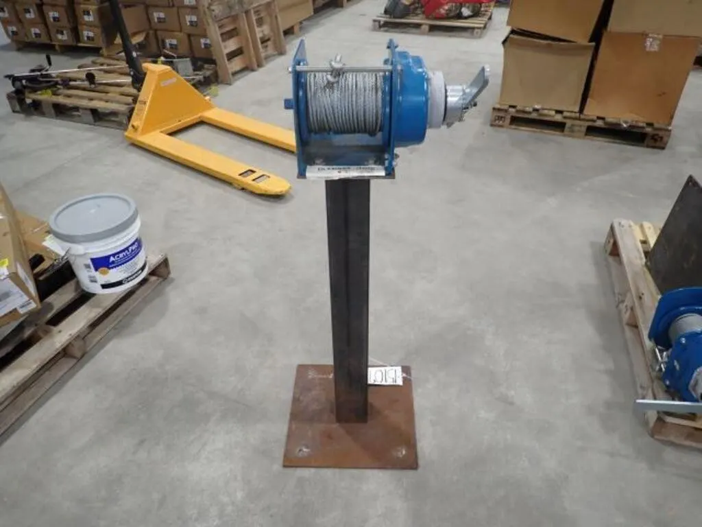 Jet 1,653 Lb Hand Winch