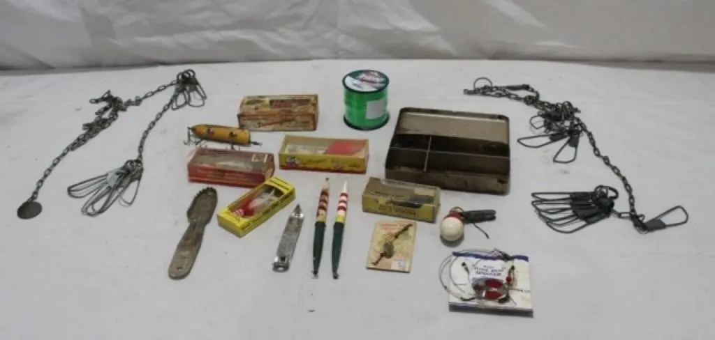 Vintage Stringers, Lures, Fishing Line & Bobbers