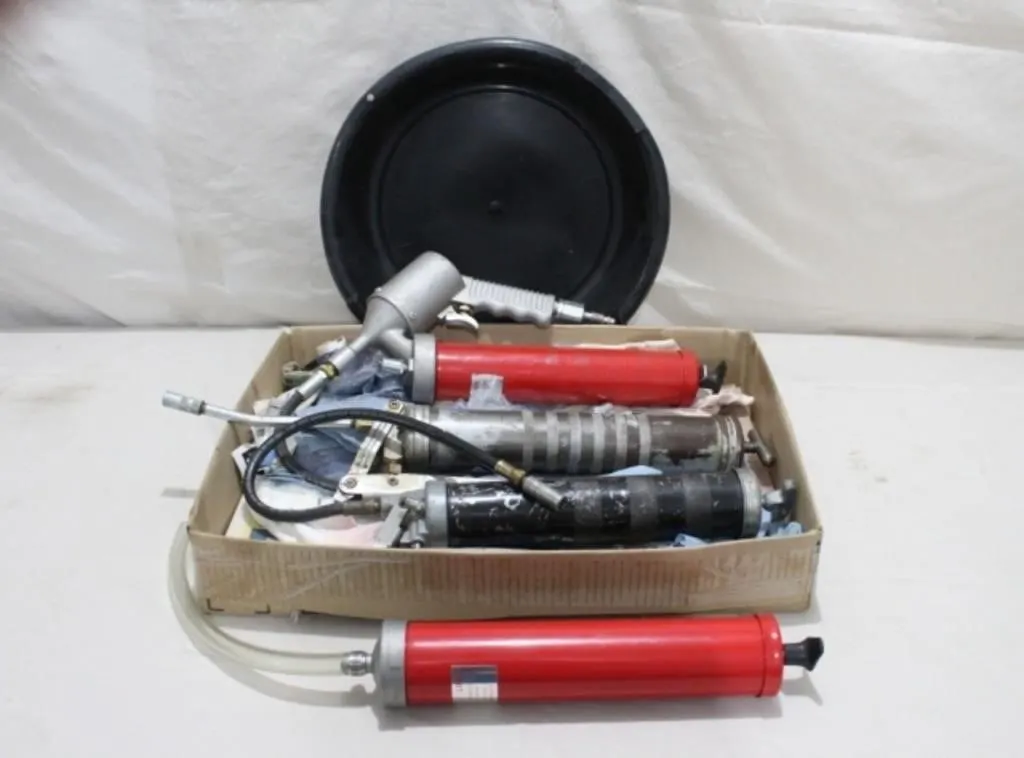 2 Grease Guns, Pneumatic Grease Gun & Oil Pan