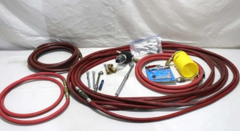 Air Hoses & Attachments