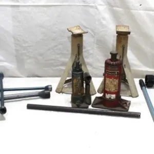 Floor Jack, Jack Stands, Bottle Jacks & 2 4-Ways