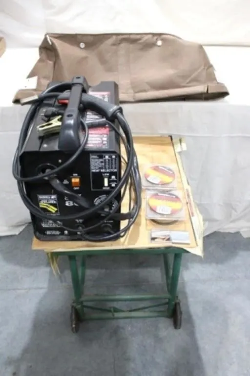 Campbell Hausfeld Flux Core 80 Wire Feed Welder