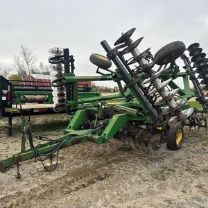 John Deere 635 24' tandem disk