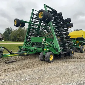 2010 John Deere 1890/1910 42' hoe drill
