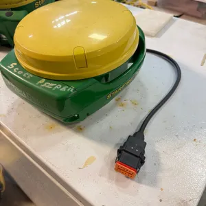 John Deere StarFire 6000 receiver