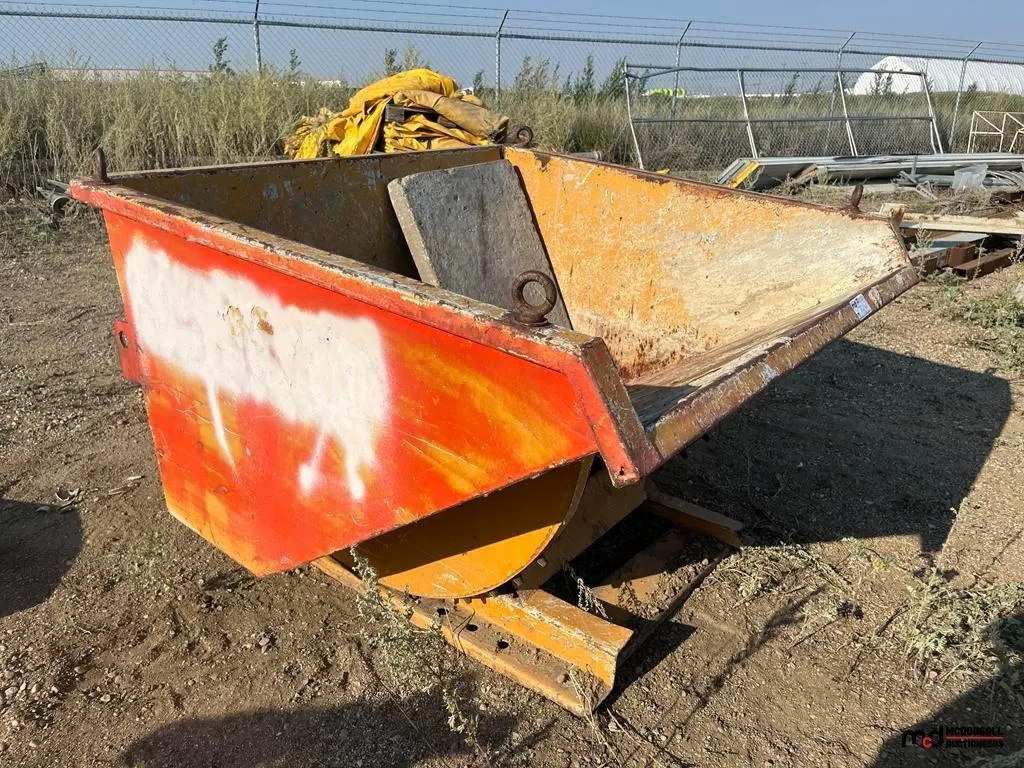 Self-Dumping Forklift Hopper
UNRESERVED