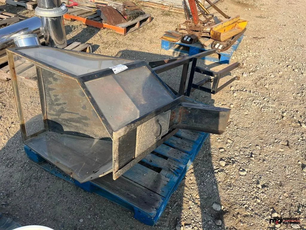Assorted Industrial Equipment & Tools
UNRESERVED