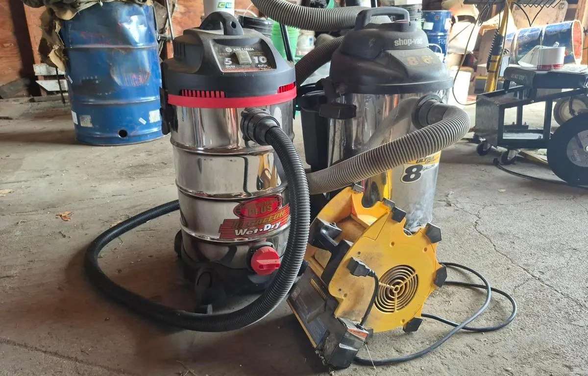Assorted Shop-Vac Wet/Dry Vacuums and Industrial Fan
UNRESERVED