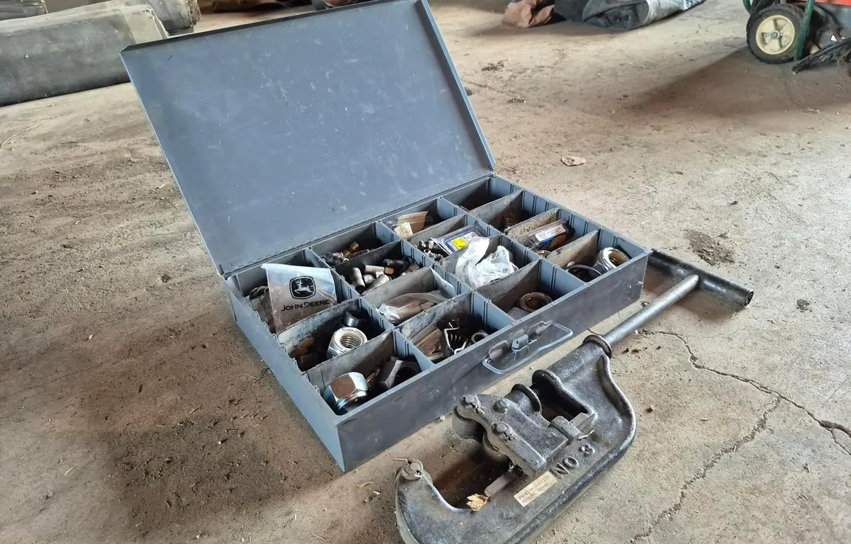 Case of Assorted Hardware and Grease/Air Fittings
UNRESERVED