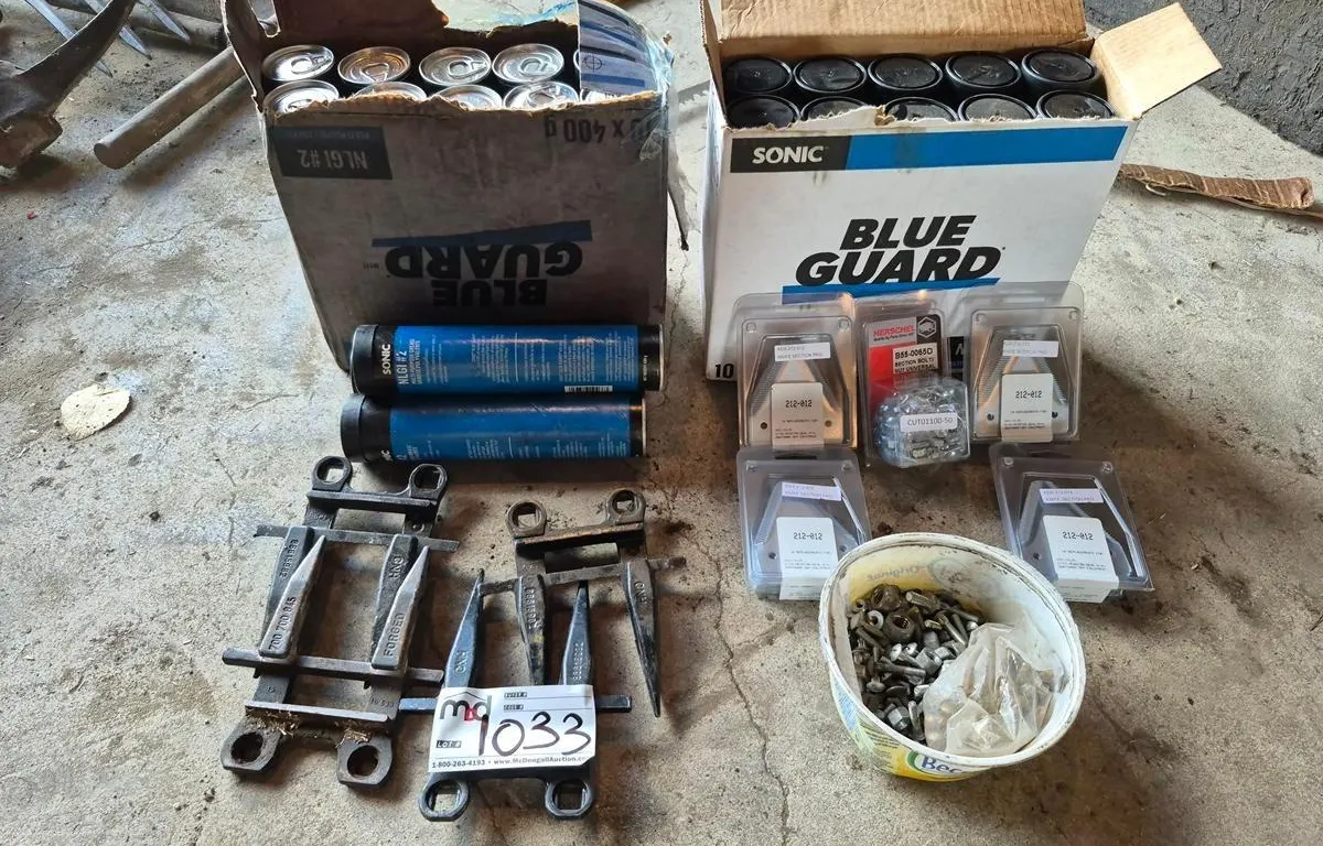 Header Hardware w/ (2) Cases of Grease
UNRESERVED