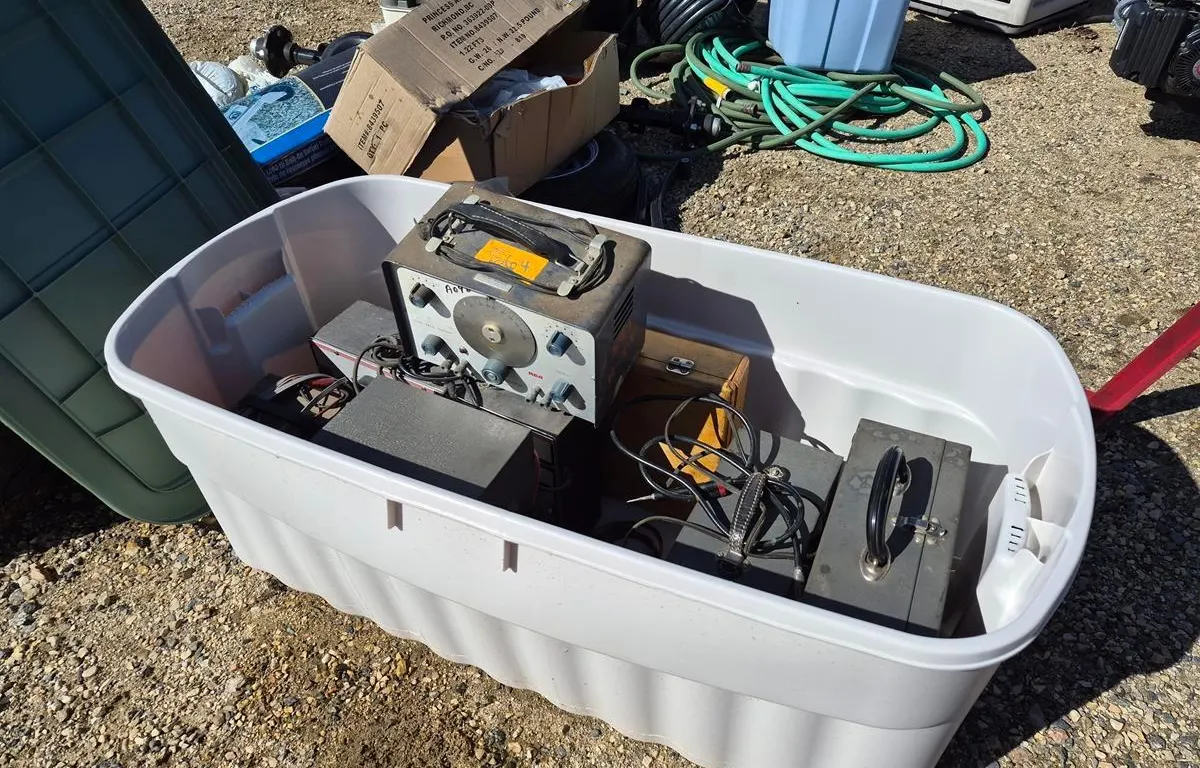 Vintage Electronic Test Equipment & Parts Cabinets
UNRESERVED