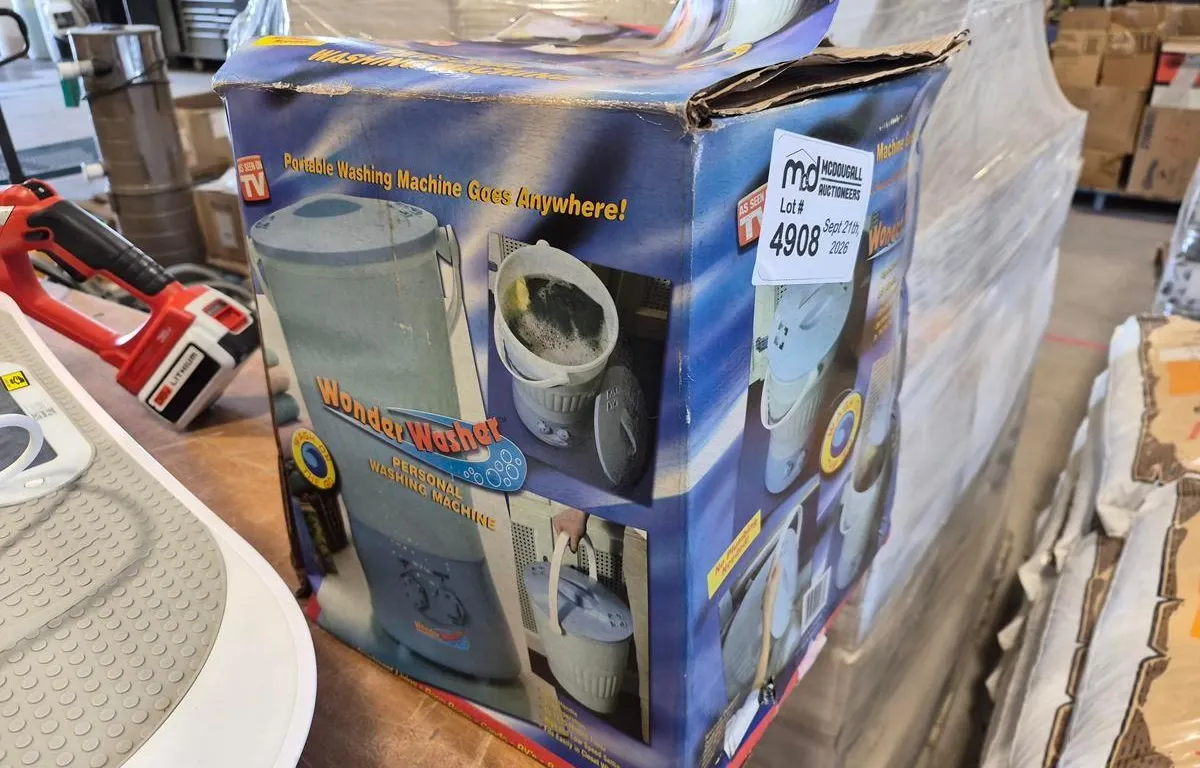 Wonder Washer Personal Washing Machine
UNRESERVED