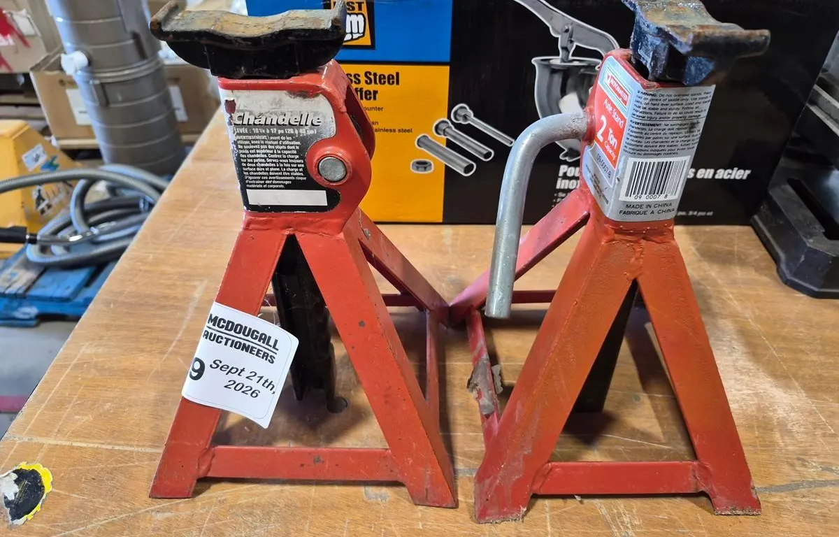 Pair of 2-Ton Axle Stands
UNRESERVED