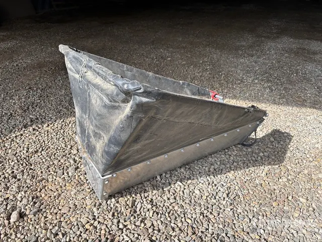 Handi Hopper 10 in Aluminum Auger Hopper