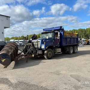 2003 International 5500 Snow Plow Truck