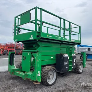 2014 Genie GS-5390 4x4 Diesel Scissor Lift