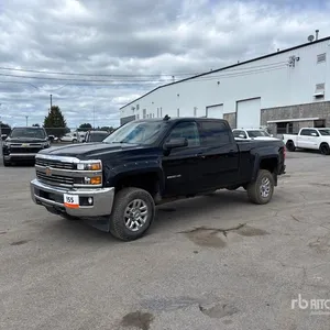 2016 Chevrolet Silverado 2500 4x4 Crew Cab Pickup
