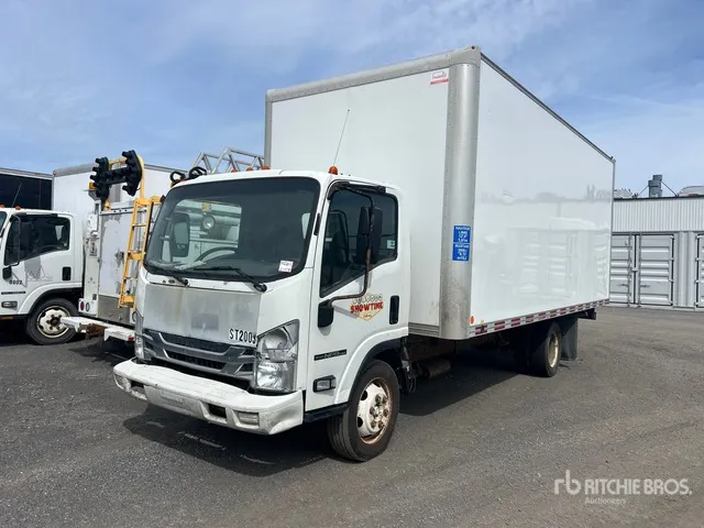 2018 Isuzu NPR 4x2 Van Truck