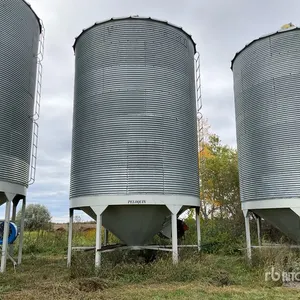 Westeel-Rosco +/- 2350 bu 7 Ring Grain Bin
