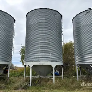 Westeel-Rosco +/- 2350 bu 7 Ring Grain Bin