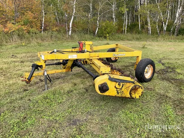 1980 Degelman LC14 14 ft Rock Windrower