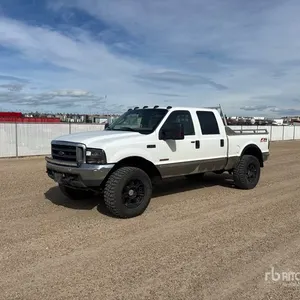 2004 Ford F-350 Lariat 4x4 Crew Cab Pickup