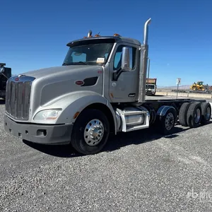 2016 Peterbilt 579 Cab and Chassis