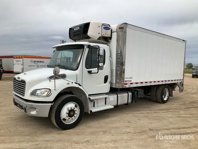 2015 Freightliner M2 106 4x2 Refrigerated Truck