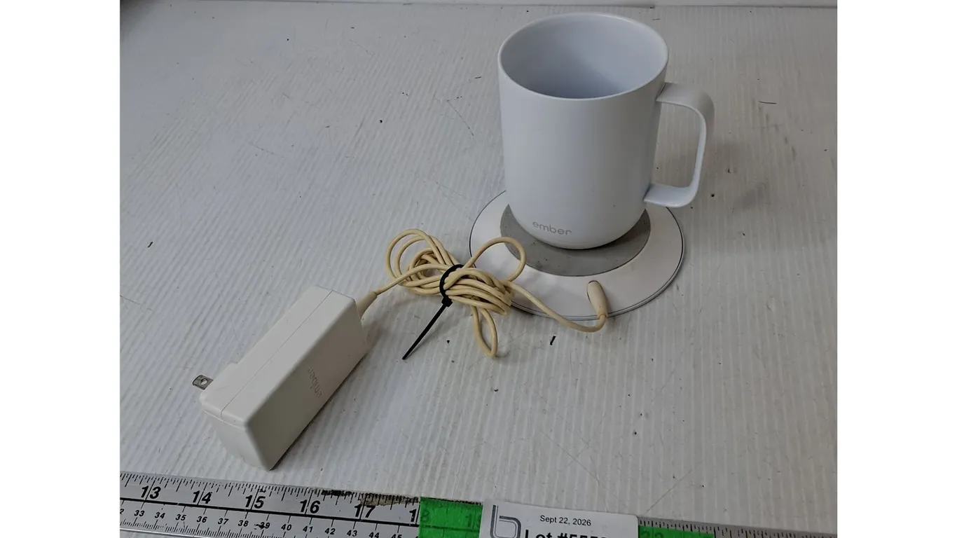 Ember Coffee Mug Heater- Powers On