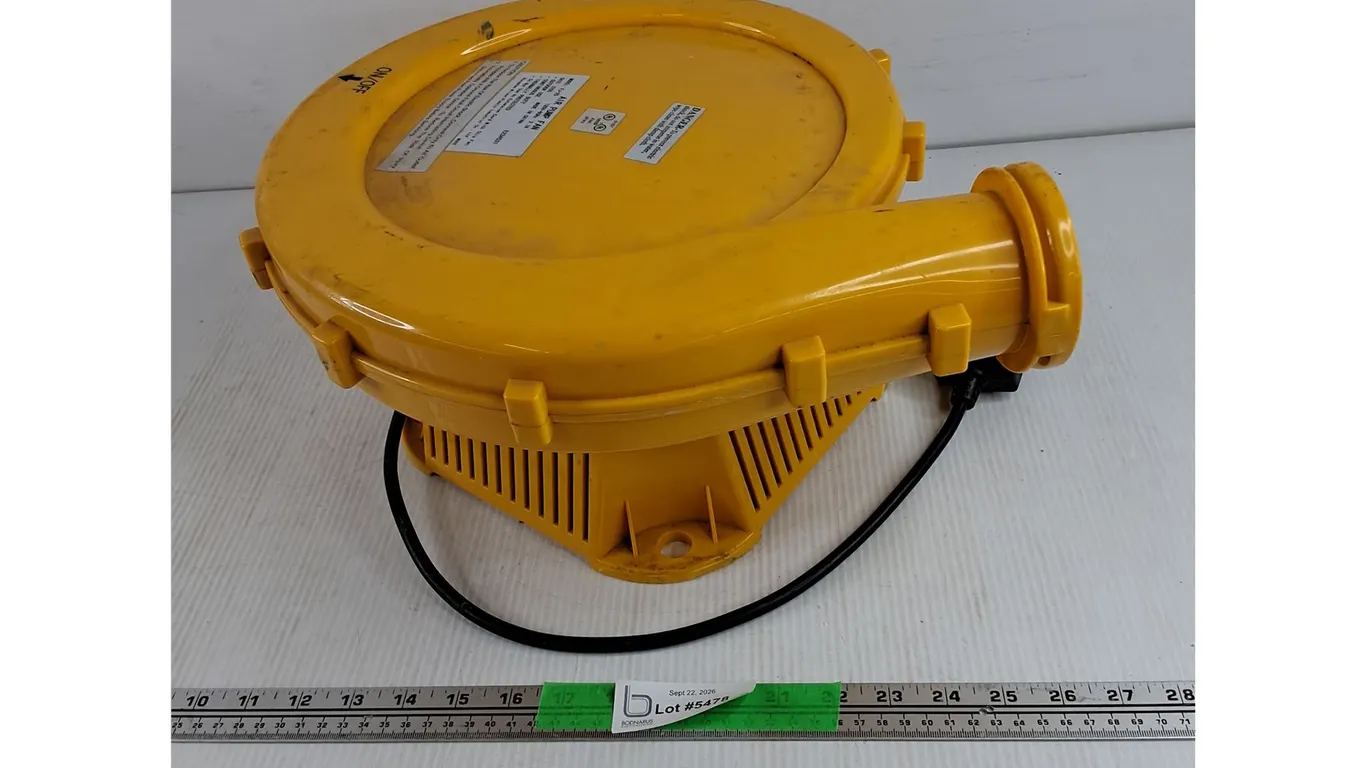 Air Pump Fan - Powers On, As Is