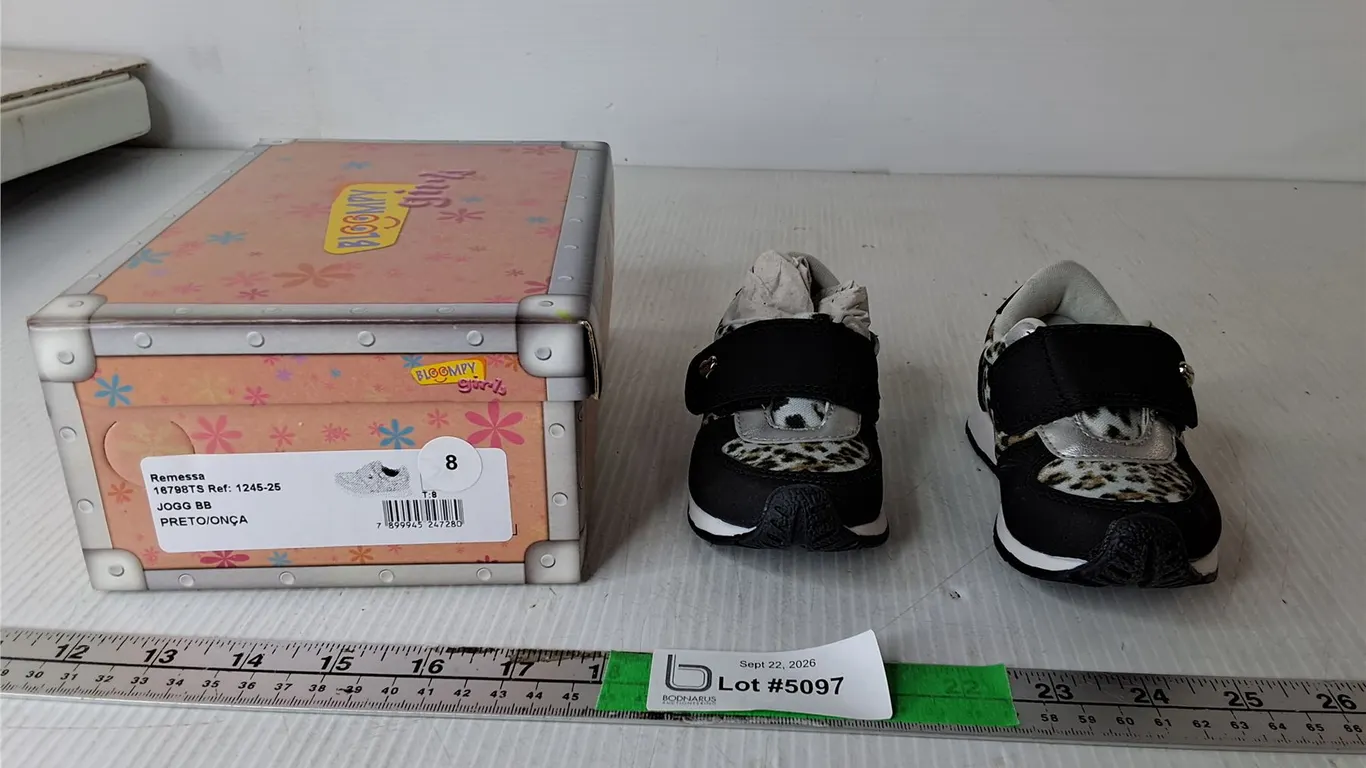 Bloompy Preto Girl's Toddler Runners- Size 8