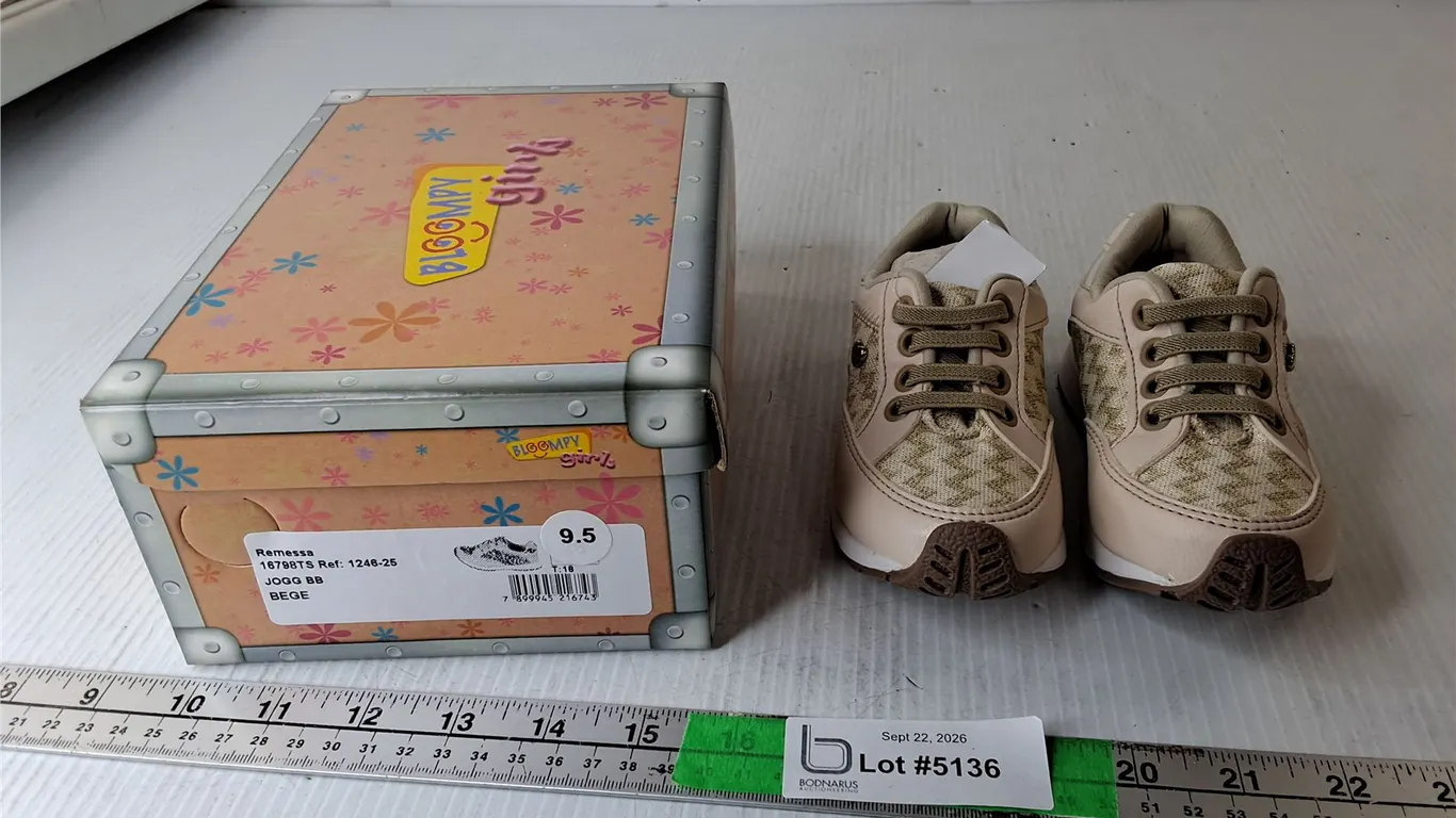 Bloompy Bege Toddler Girl's Runners- 9.5