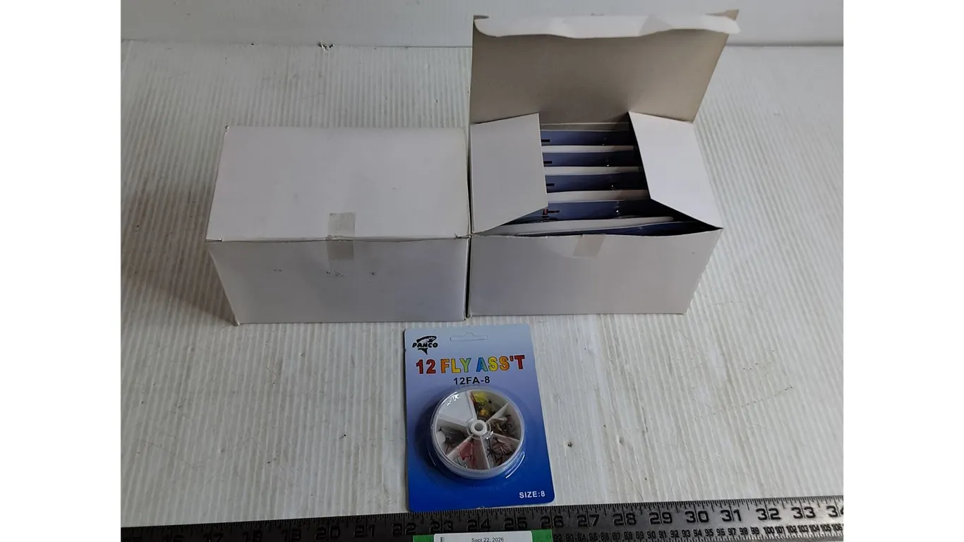 (20) NIB Panco Assorted 12-Fly Fishing Kit - Size 8