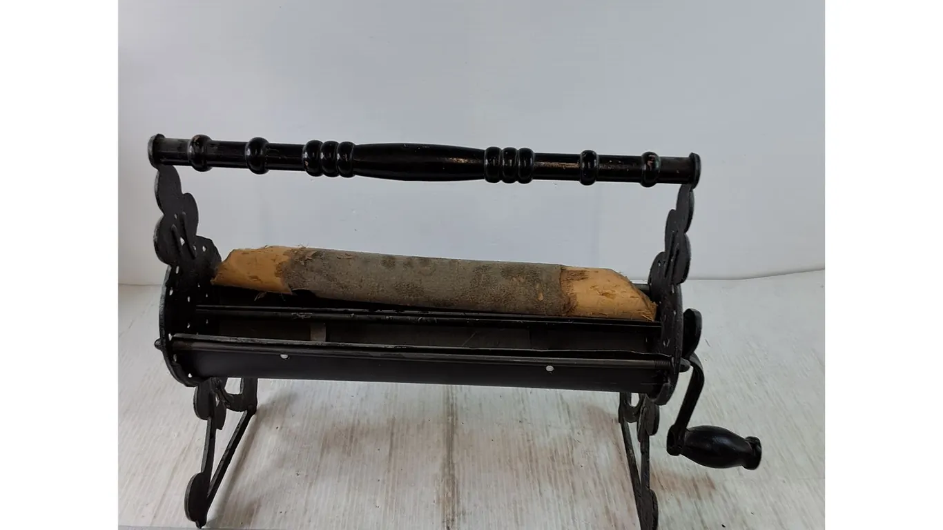 Newspaper Log Roller Fireplace/ Woodstove Accessory