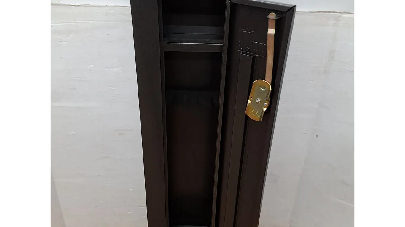 *Homak Gun Safe 14" x 10" x 55" No Key As-Is No Shipping