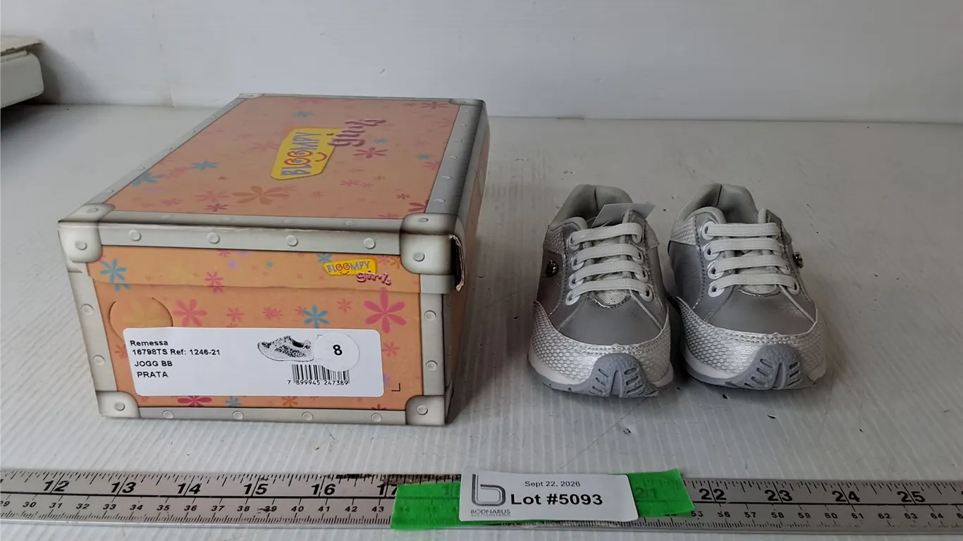 Bloompy Prata Girl's Toddler Runners- Size 8
