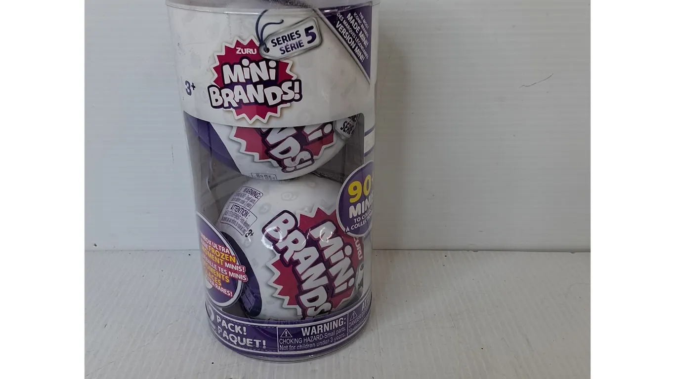 Zuru Surprise Mini Brands Series 5- NIB