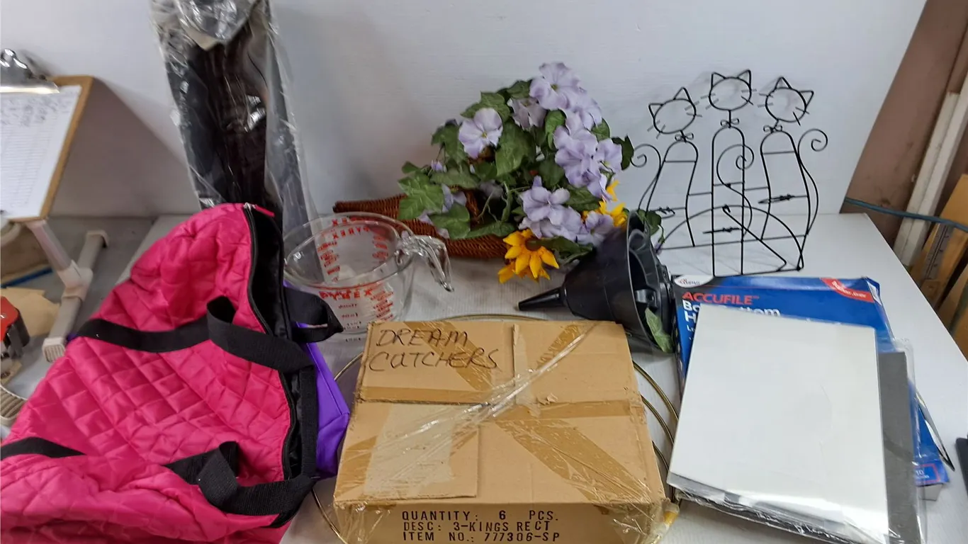 *PYREX Measuring Pitchers, Funnels, Faux Flower Decor, Bags, Dream Catchers, Misc, PICKUP ONLY