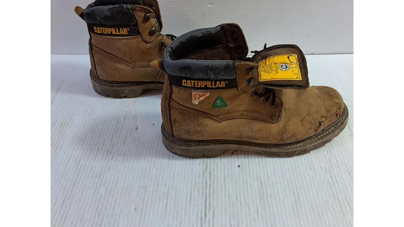 Caterpillar Mens Steel Toe Work Boots - Size 10 1/2 Mens