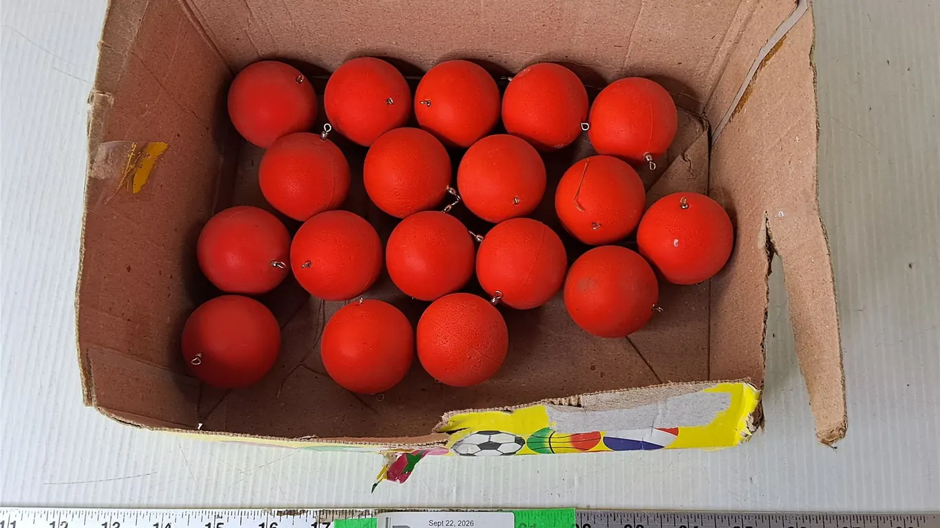 (16) Rubber Fishing Floats