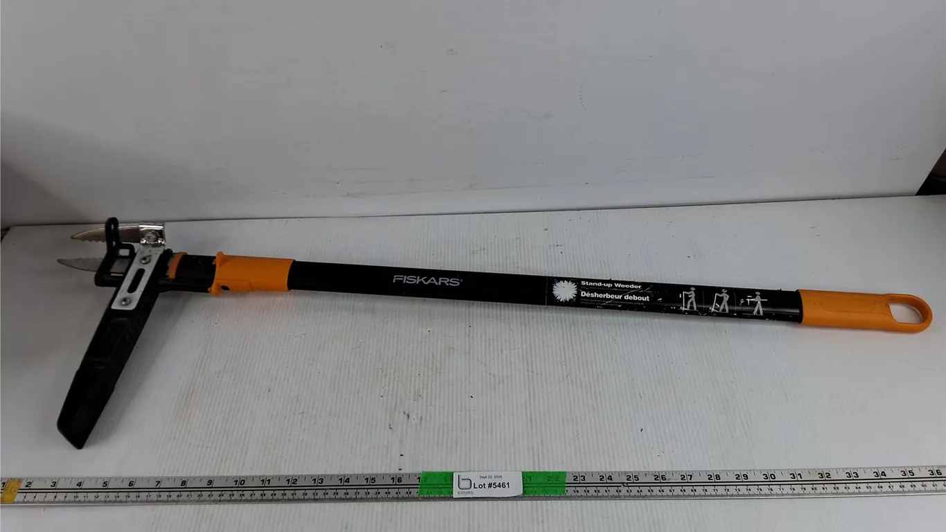 Fiskars Stand Up Weeder - PICKUP ONLY