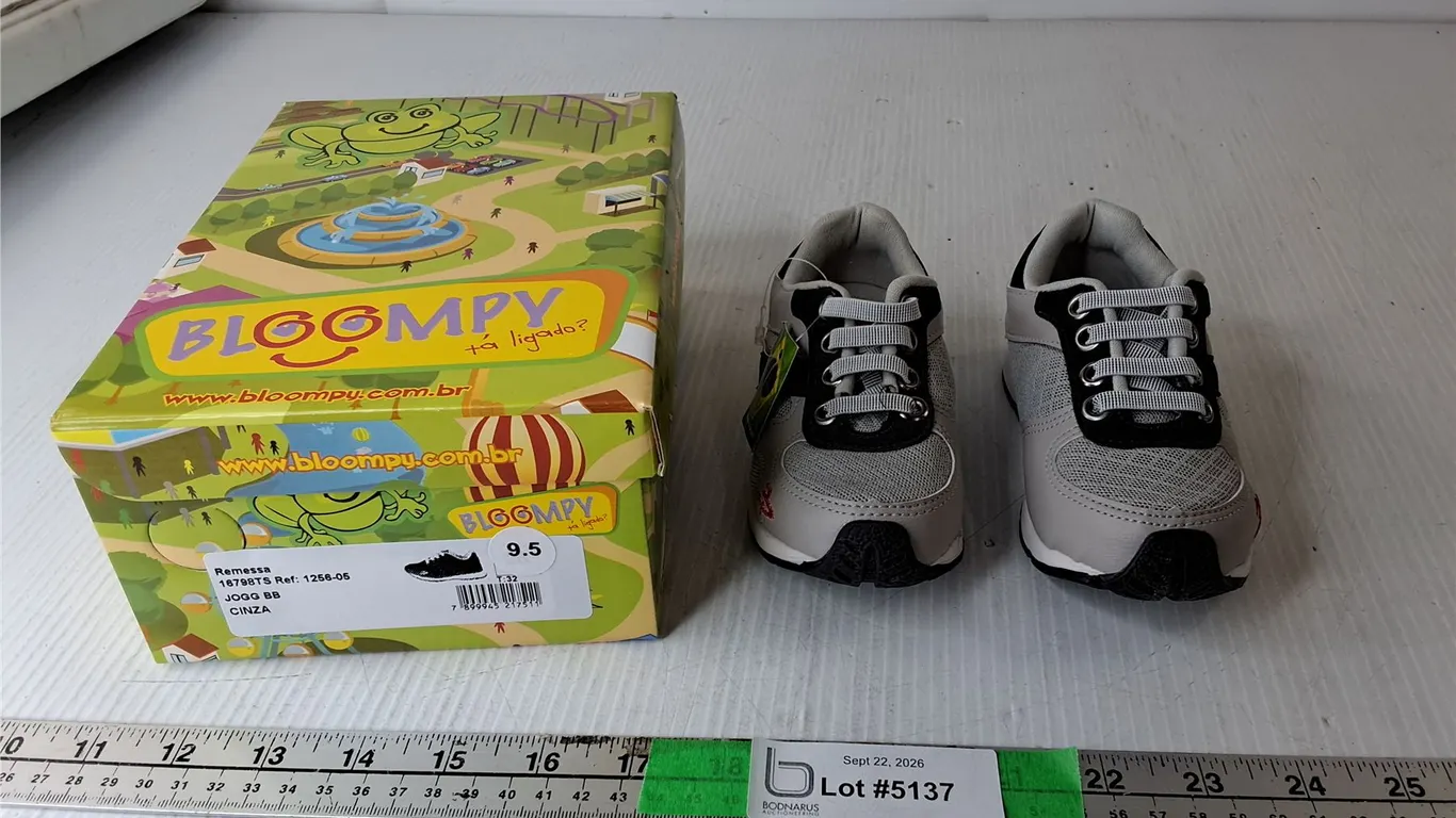 Bloompy Cinza Boy's Toddler Black Runners-9.5
