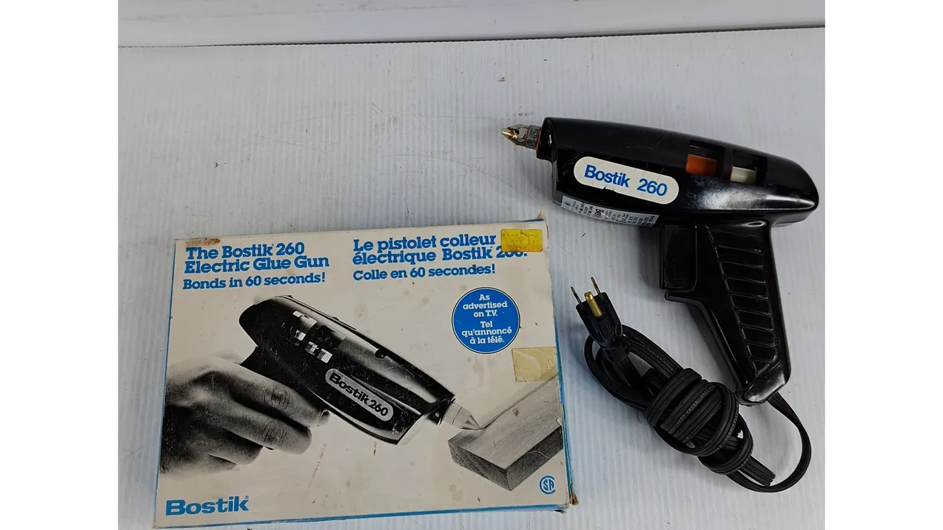 The Bostik 260 Electric Glue Gun - Powers On, As Is