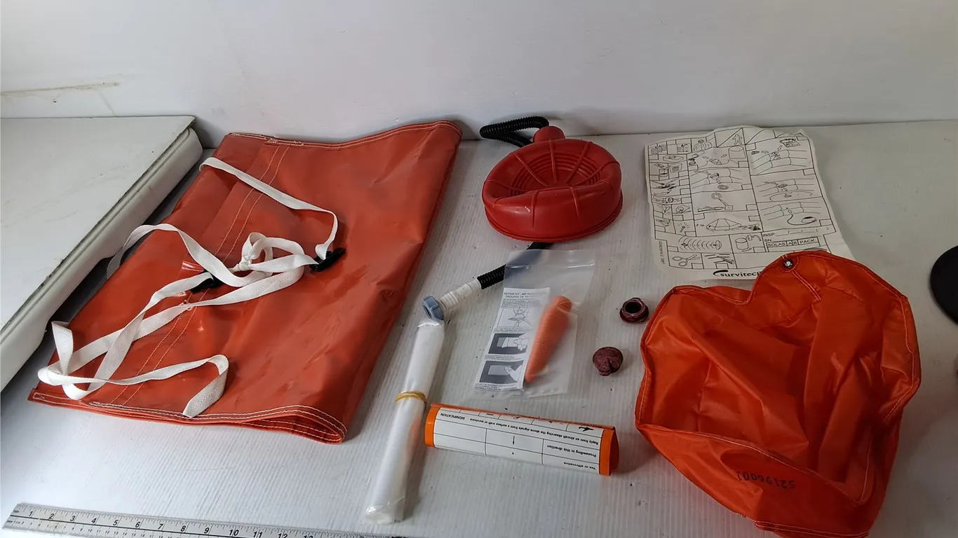 Inflatable Water Emergency Repair Kit